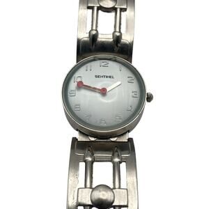 VTG Sentinel Watch America Domed Crystal Womens Bracelet 29mm - Fresh Battery